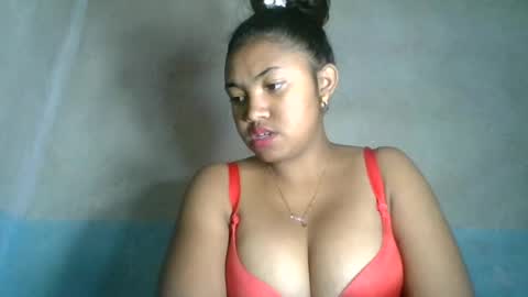 aariciah online show from August 1, 5:57 am