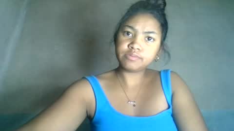 aariciah online show from August 9, 2:01 am