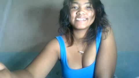 aariciah online show from August 9, 4:13 am