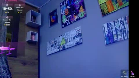 Aaron online show from August 9, 2:12 am