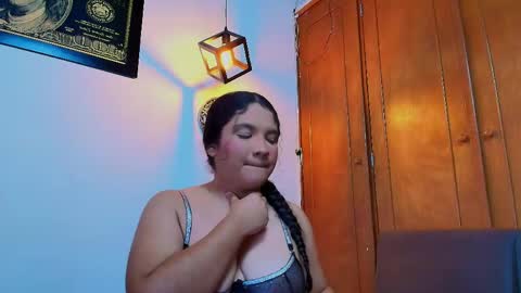 Aaron y Antonella online show from April 27, 1:02 am