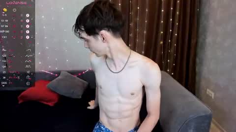 Aaron Bang online show from August 8, 7:03 pm