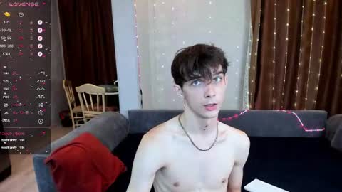 Aaron Bang online show from August 8, 10:21 pm