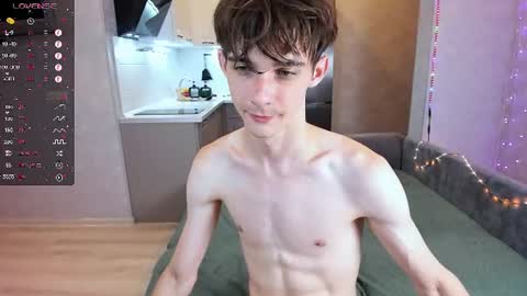 Aaron Bang online show from August 14, 2:15 am
