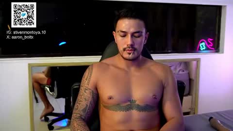 Aaron  online show from August 12, 9:00 am