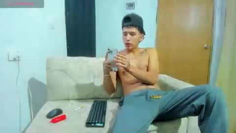 aaron_mercury online show from July 26, 3:22 am