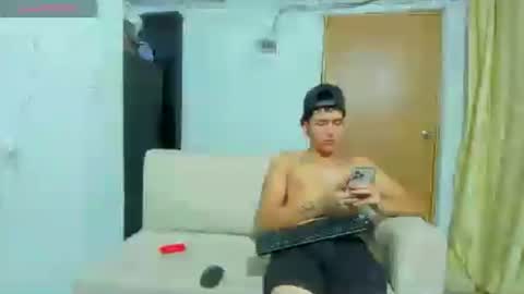 aaron_mercury online show from August 4, 11:02 pm