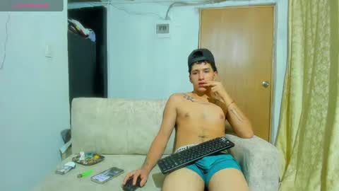 aaron_mercury online show from August 7, 4:23 am