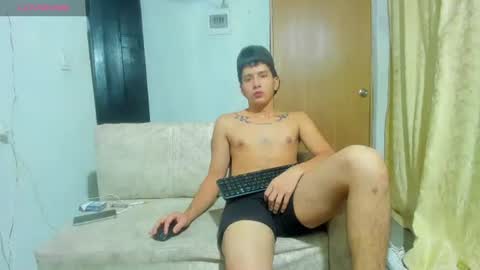 aaron_mercury online show from August 15, 5:11 am