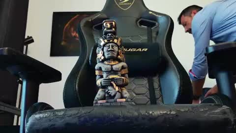 Aaron online show from August 1, 2:12 pm