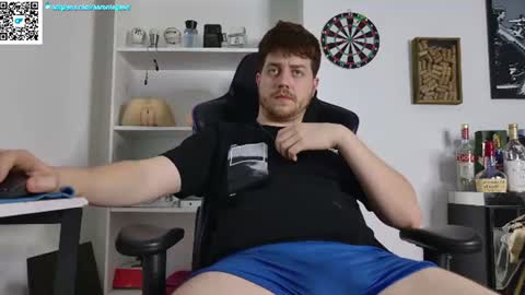 Aaron  online show from July 23, 1:41 am