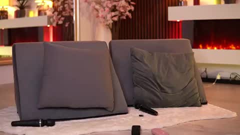 Alexa online show from August 12, 9:44 am