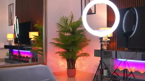 Alexa online show from August 14, 9:46 am