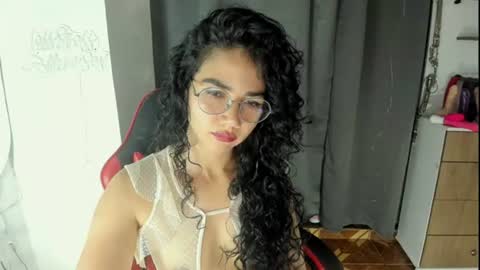 Martina online show from August 6, 4:50 pm