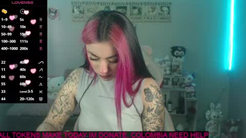 abbie  70OFF online show from August 14, 1:59 pm