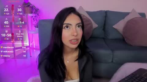 Abby  online show from August 5, 6:06 pm