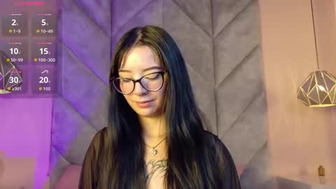 Abby Collins  online show from September 4, 1:04 pm
