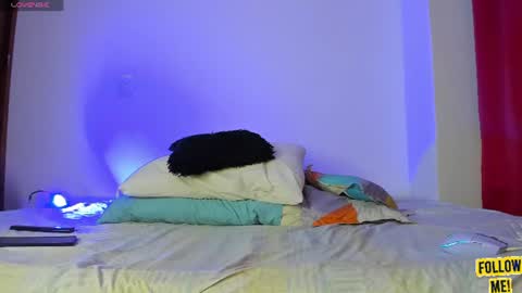 abby_moons online show from August 15, 7:34 am