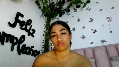 abby_moss_2 online show from July 31, 5:40 pm