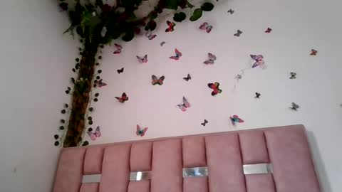 abby_moss_2 online show from August 15, 8:46 pm