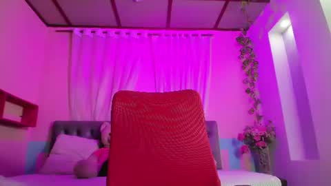 abby_valentine online show from August 15, 1:04 pm