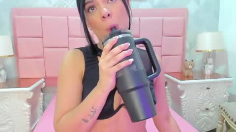 abbye rose online show from August 11, 9:06 pm