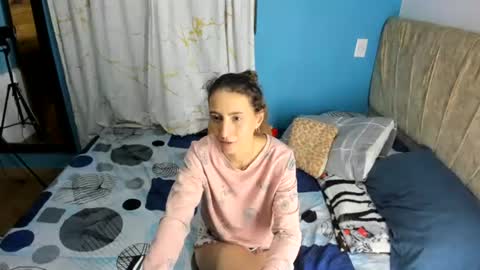 sara online show from August 15, 6:06 am