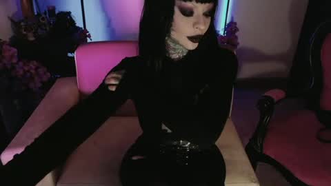 Abby online show from August 8, 3:17 am