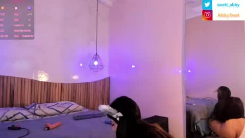 abbysweet1_ online show from August 7, 7:36 pm