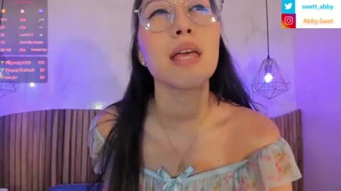 abbysweet1_ online show from August 10, 12:01 am