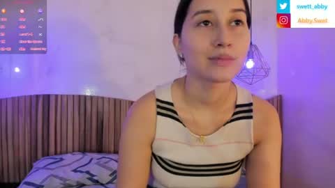 abbysweet1_ online show from August 10, 6:31 pm