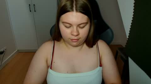 abbyvibe online show from July 28, 11:49 am
