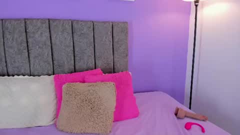 Abby  online show from August 10, 10:22 pm