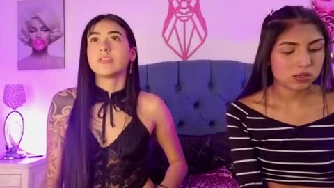 abella_as_ online show from August 12, 9:17 pm