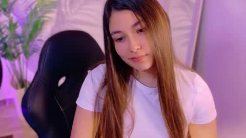 Abella Ruiz online show from July 15, 1:50 am