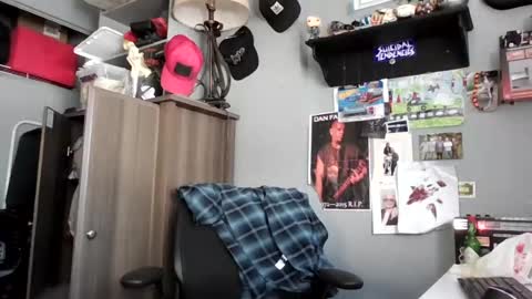 abennett76 online show from July 31, 5:29 pm