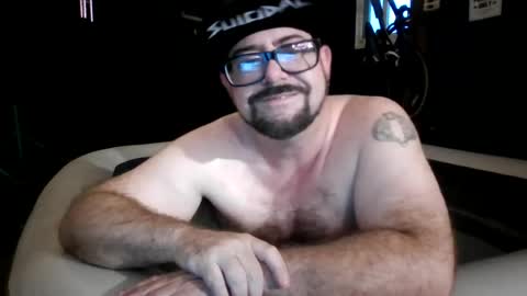 abennett76 online show from August 16, 5:22 am