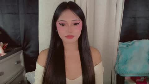 Abetterchristine online show from August 12, 5:43 am