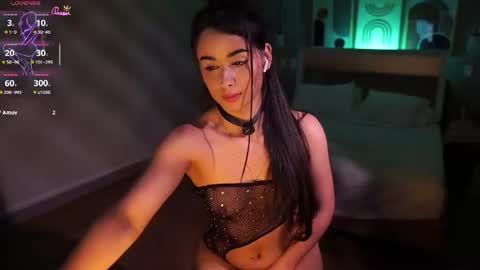 Abigail online show from August 2, 11:00 pm