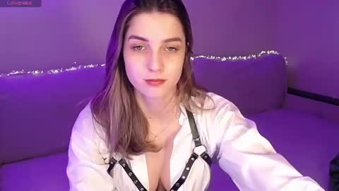 Abigail online show from July 13, 6:57 pm