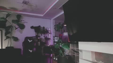 Abril online show from June 13, 5:26 am