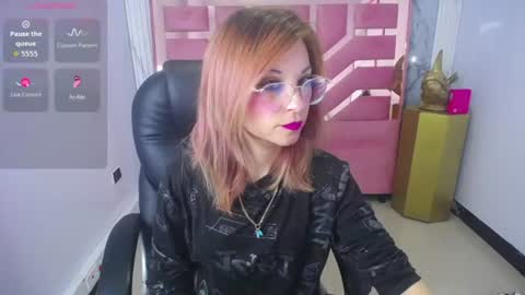 abril_ch_ online show from August 11, 12:51 pm