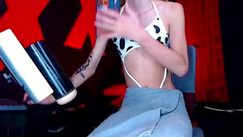 abrilbigcock online show from August 14, 1:20 am