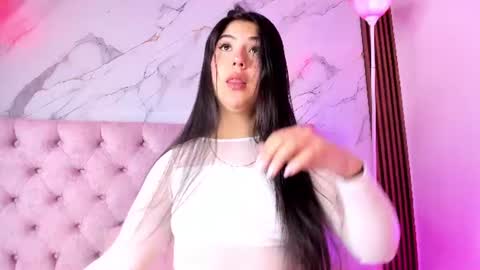Abril online show from August 12, 11:45 am
