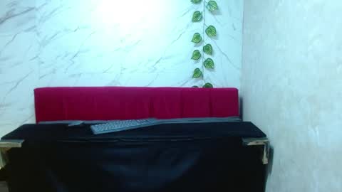 abrilruizmar online show from July 28, 4:02 pm