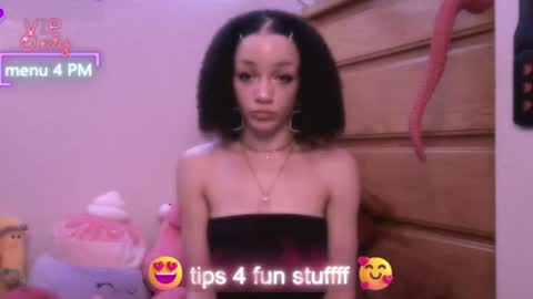 Peach online show from August 2, 2:18 am