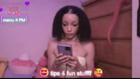 Peach online show from August 11, 3:08 am