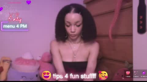 Peach online show from August 12, 4:04 am