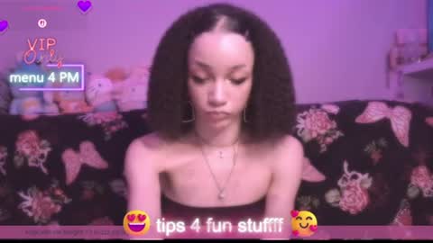 Peach online show from August 12, 7:43 am