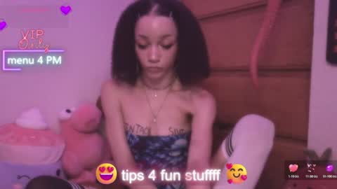 Peach online show from August 13, 5:21 am